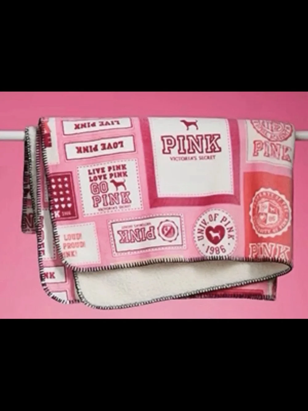 Victoria's Secret PINK Friday Mystery Mini Dog & Cozy Plush Blanket NEW